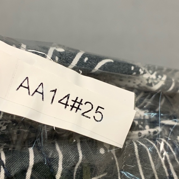 American Eagle outfitters board shorts men’s small elastic waist - Picture 11 of 11